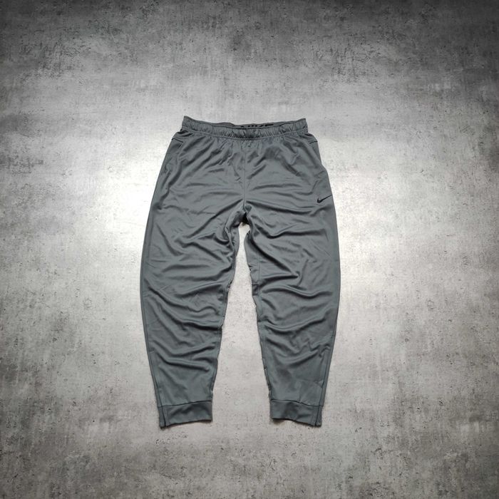 MĘSKIE Dresy Sportowe Spodnie Joggery Dri-Fit Nike Szare Logoo Active