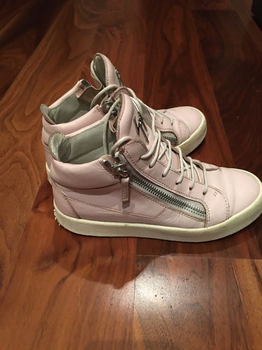 Продам женские ботинки Giuseppe Zanotti