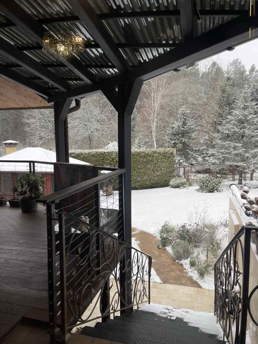 Подобова оренда будинку з Акумуляторми біля Києва. сауна, більярд, ліс