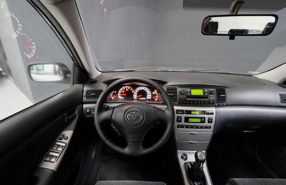 Toyota Corolla 1.4 VVT-i Sol | Gasolina | Manual | IUC Pago