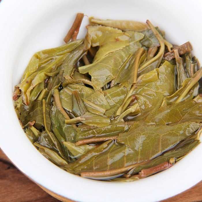 Шэн пуэр 2023г 》китайский зеленый чай 100г《 знаменитые горы Юньнань