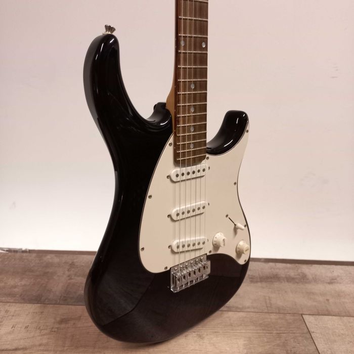 Peavey Raptor Plus EXP gitara elektryczna