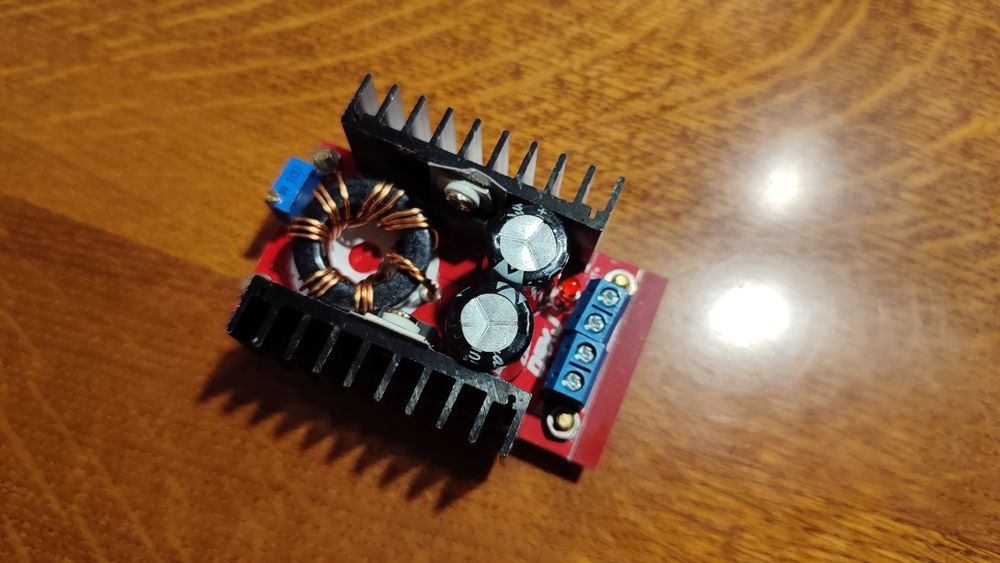 DC-DC Повышающий стабилизатор напряжения 150Вт StepUp