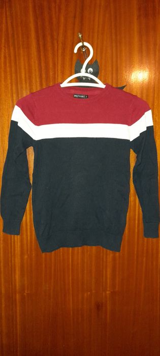 Boy's T-shirt, 8 years old