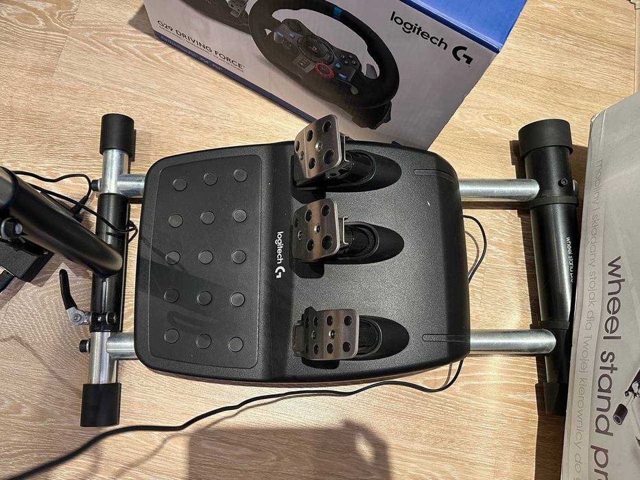 Продається повний комплект ігрового керма Logitech G29 Driving Force