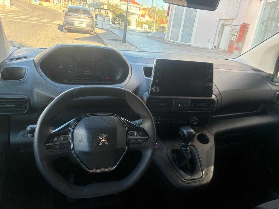Peugeot Partner, 130 CV JÁ TEM O MOTOR NOVO 1.5 HDI