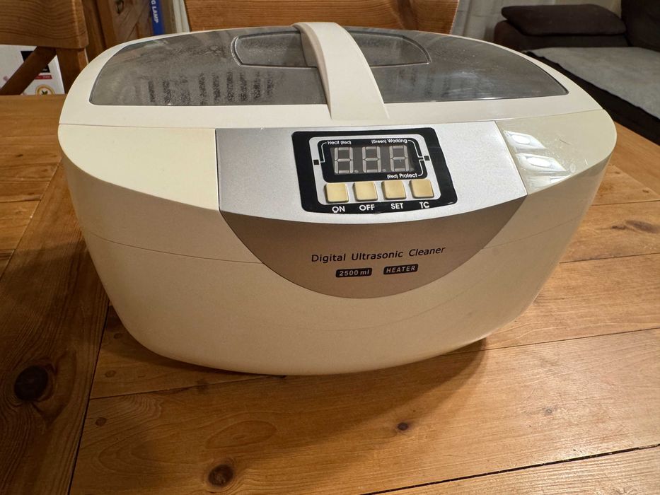 Myjka ultradźwiękowa 2,5L CD-4820 + płyn gratis