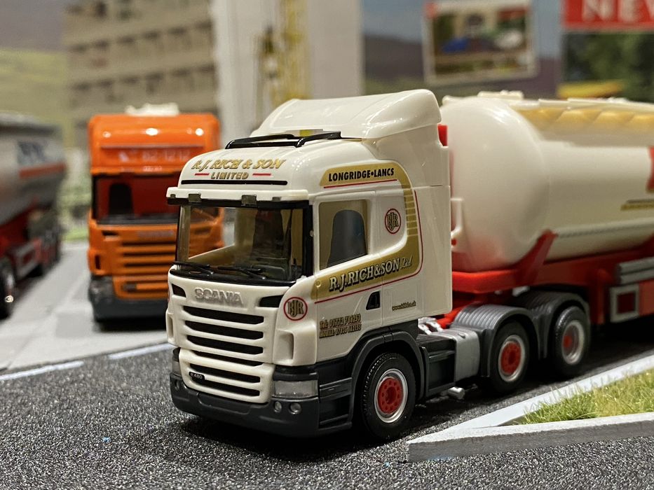 herpa 1/87 14台セット Herpa truck model MAN TGX GX 6x4 tractor unit with loading