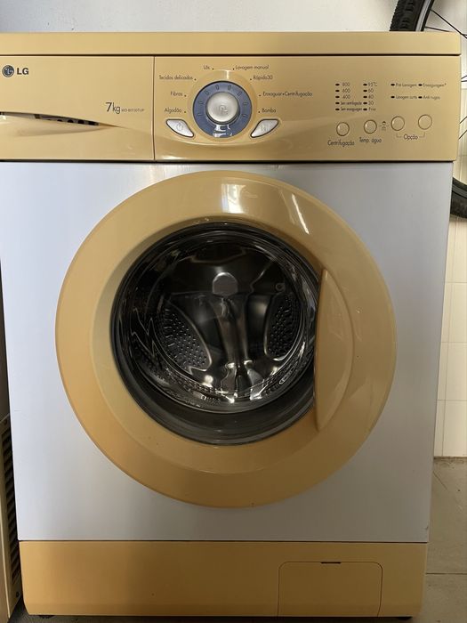 Maquina de lavar roupa