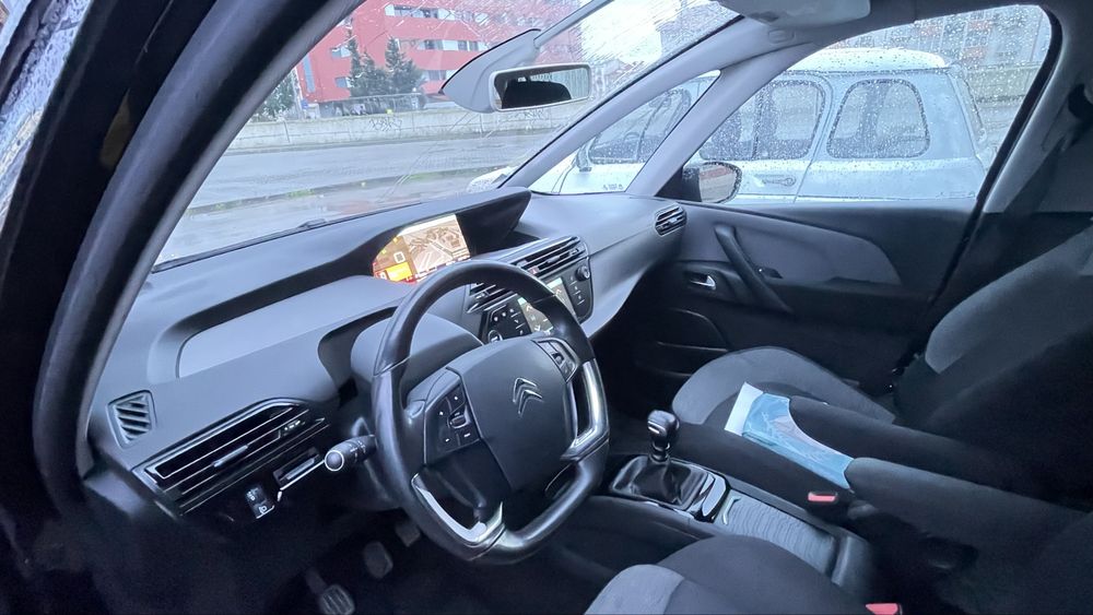 Venda CTROEN C4 spacetourer ano de 2021