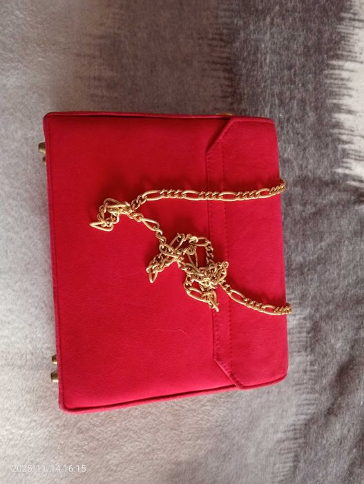 Mala em pele (camurça)