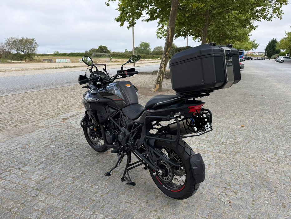 Benelli TRk 502x