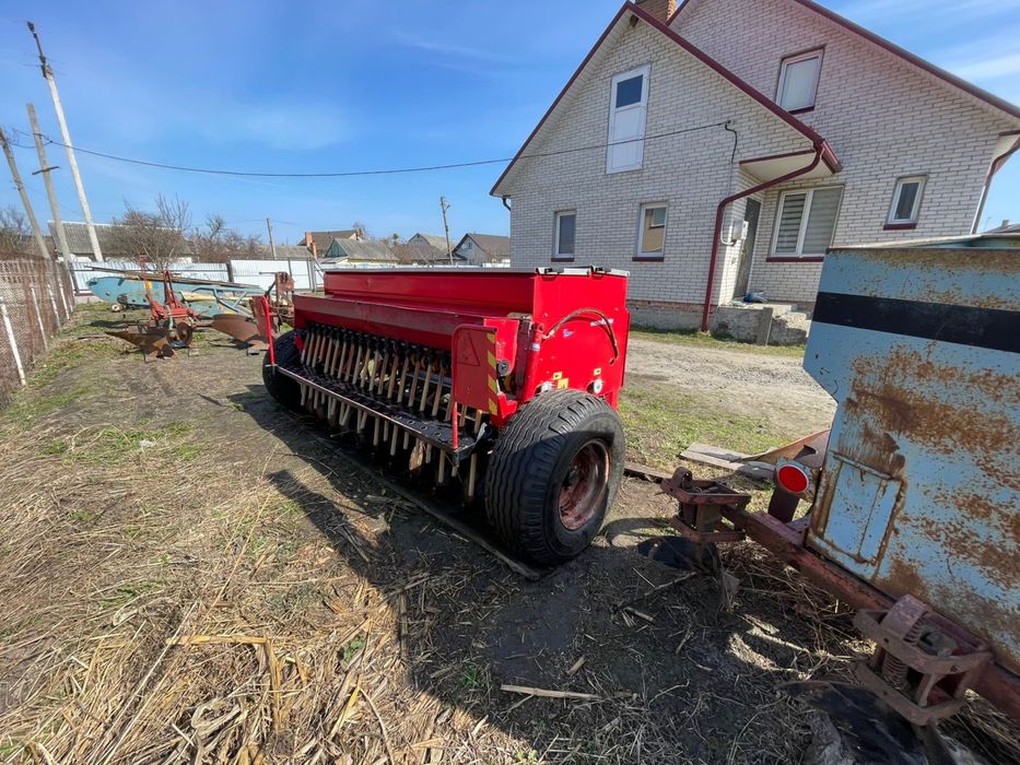 Сівалка дискова причіпна навісна Simulta 2.5 м з міндобривом сошникова