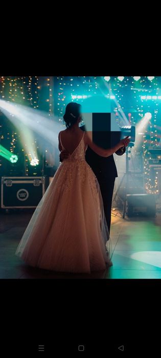 Suknia ślubna typ księżniczka