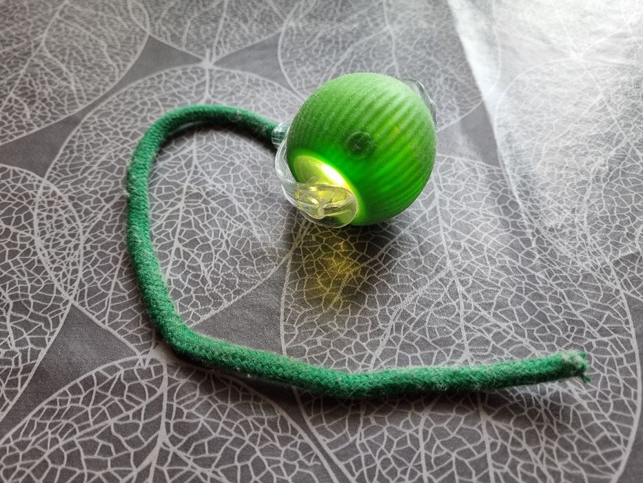 інтерактивний смарт-м'ячик для котів та маленьких собак, модель P02