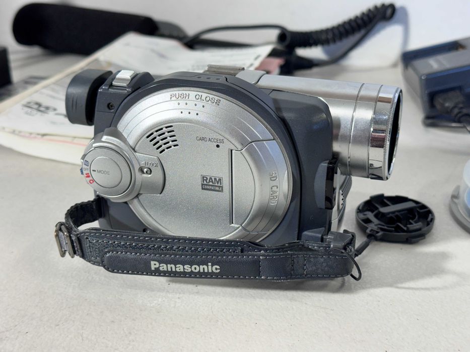 Kamera Panasonic VDR-M50EB  zestaw torba pilot statyw