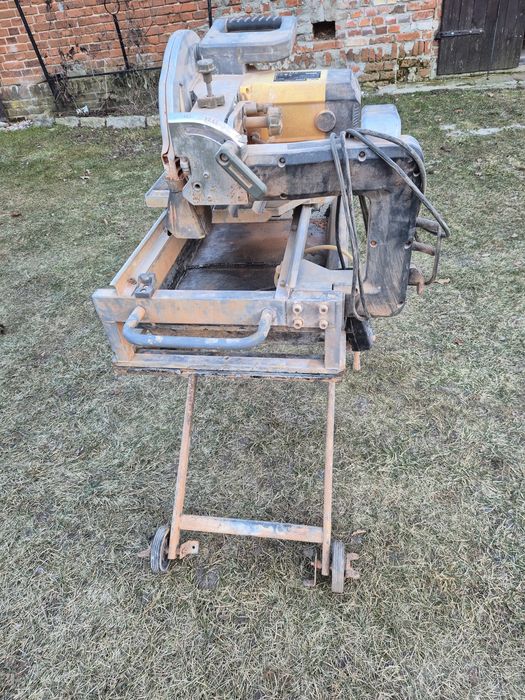 JCB przecinarka do glazury