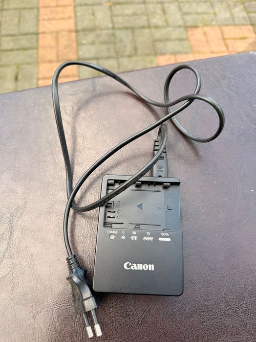 CANON - Oryginalna ładowarka