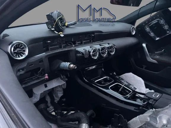 PEÇAS Mercedes Classe A W177 de 2020