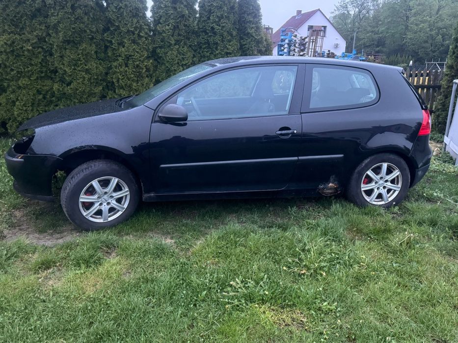 Golf V na części (opis)
