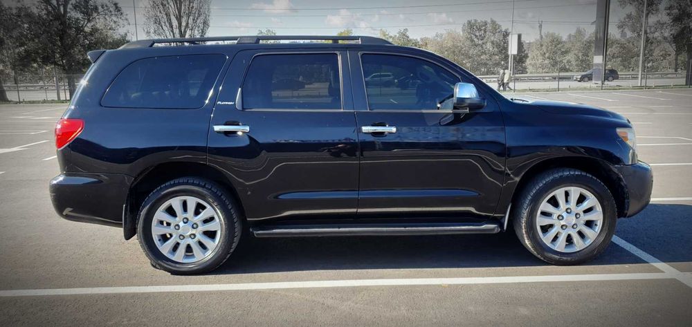 Toyota Sequoia 2008 ТОРГ