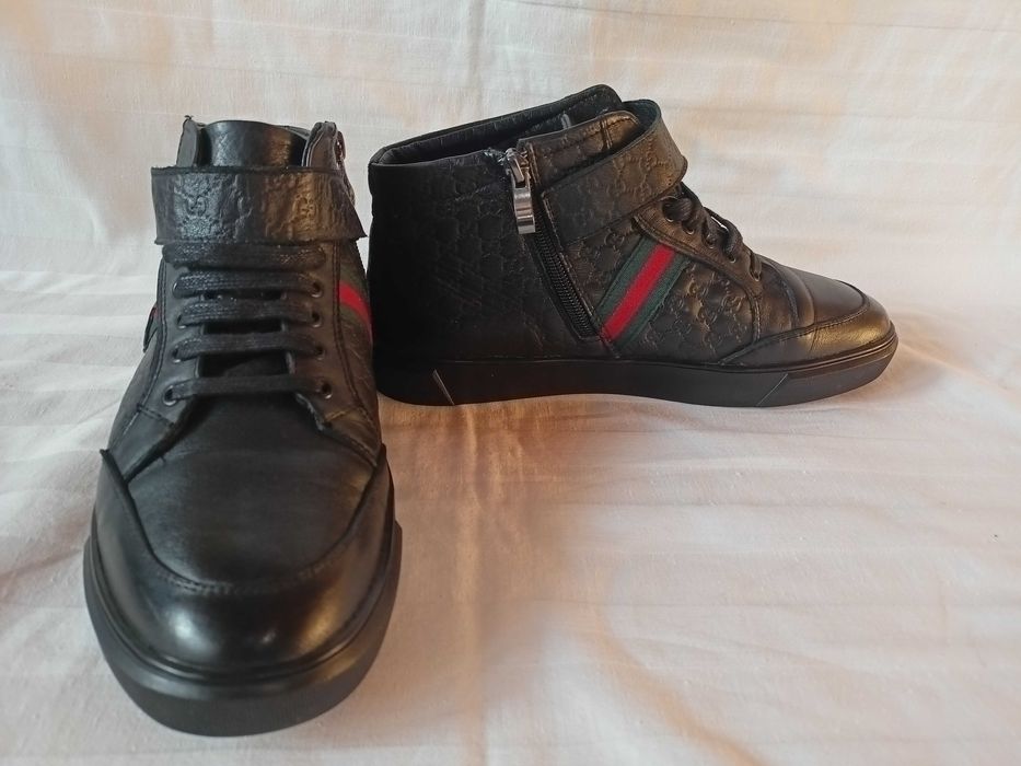 Gucci roz, 41 - dł. wkł. 26 cm - skó,ra - super stan