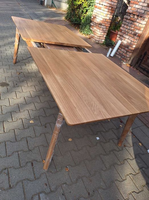Stół dębowy prostokątny rozkładany - wkładka w stole