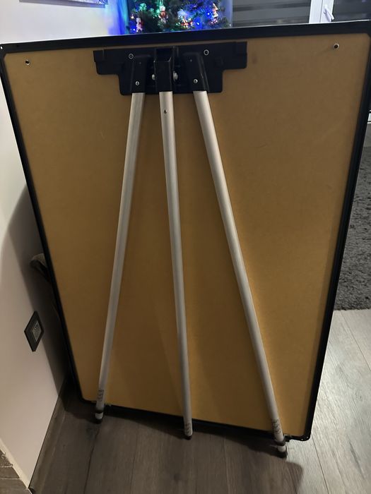 Duza tablica magnetyczna suchościeralna stojąca