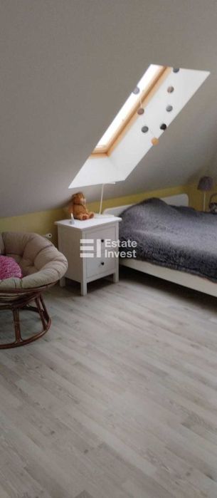 Продаж двоповерхового будинку 200 м² на доглянутій ділянці 12 соток, село Лютіж