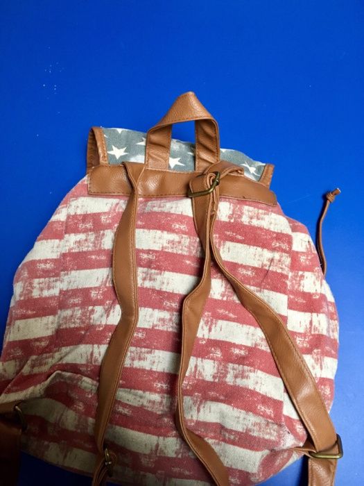 Mochila de presilhas da PRIMARK