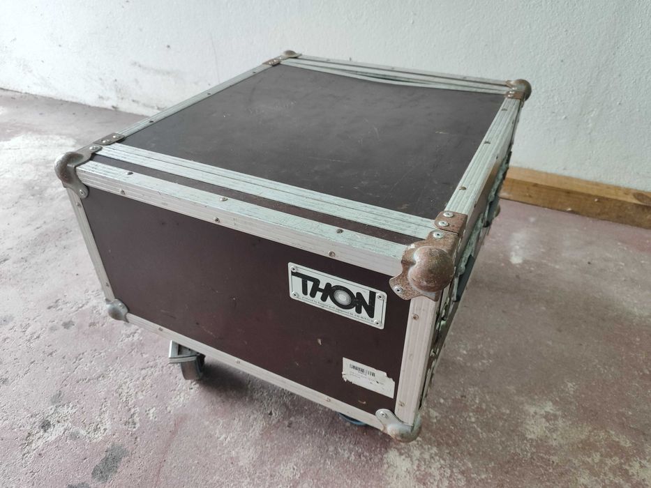 Thon Rack 6U Live 50 Wheels