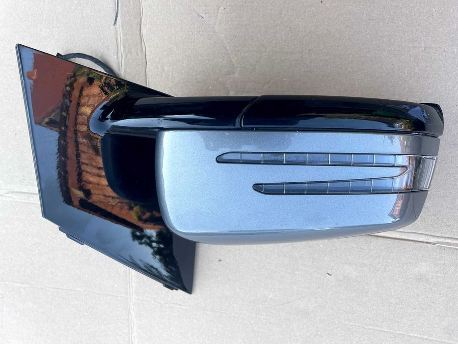 Lusterko prawe Mercedes B Klasa W246 lift 7 pin 7 kabli  ORYGINAL