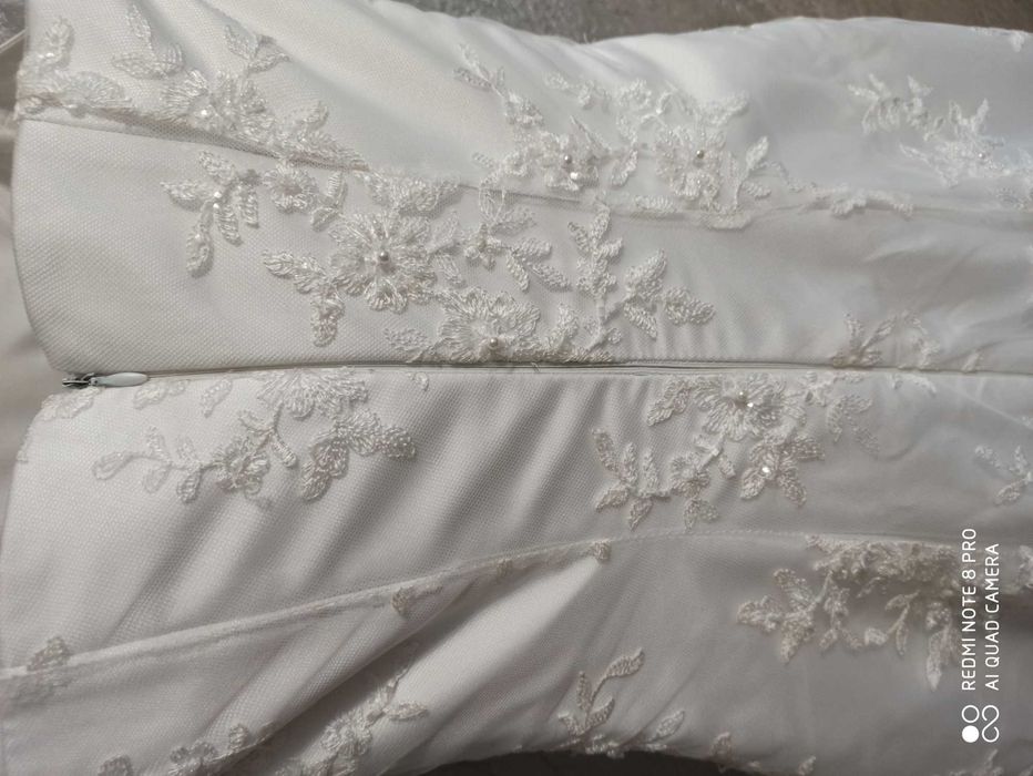 Suknia ślubna 34 36 koronka z kryształkami syrenka