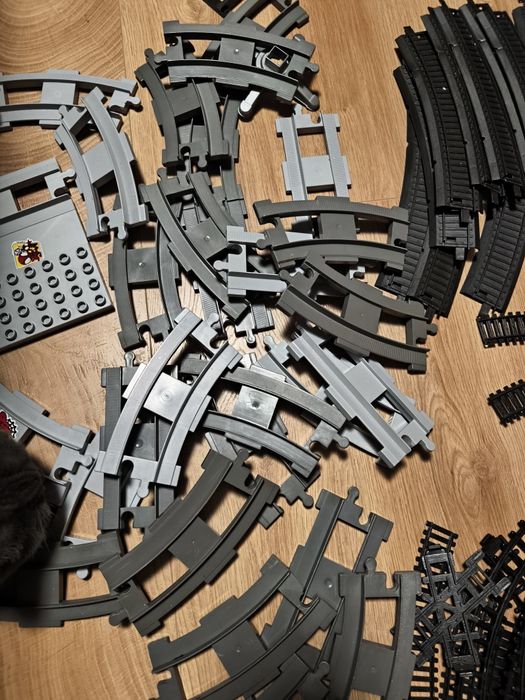 Tory miks, i  kolejka Lego.