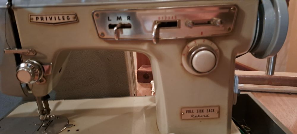 Maszyna do szycia Privileg