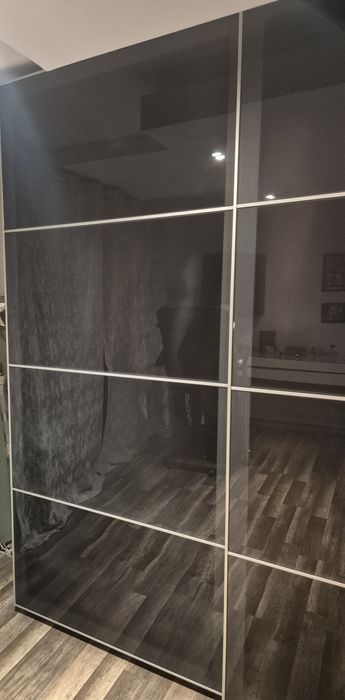 Szafa Pax Ikea z przesuwanymi drzwiami