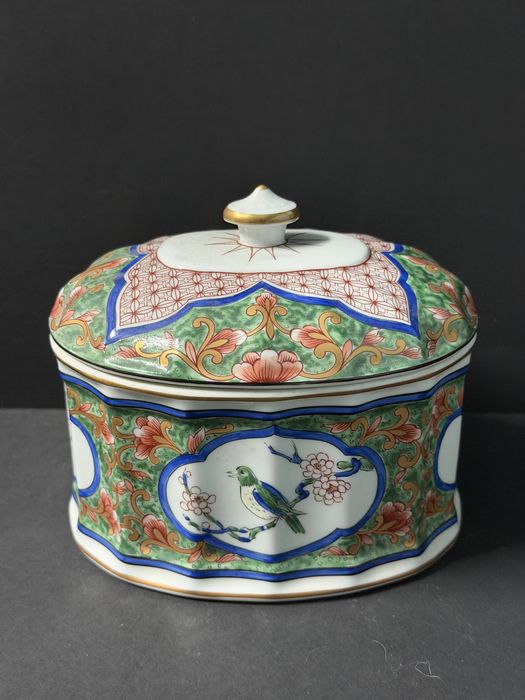 Tres caixas vista alegre