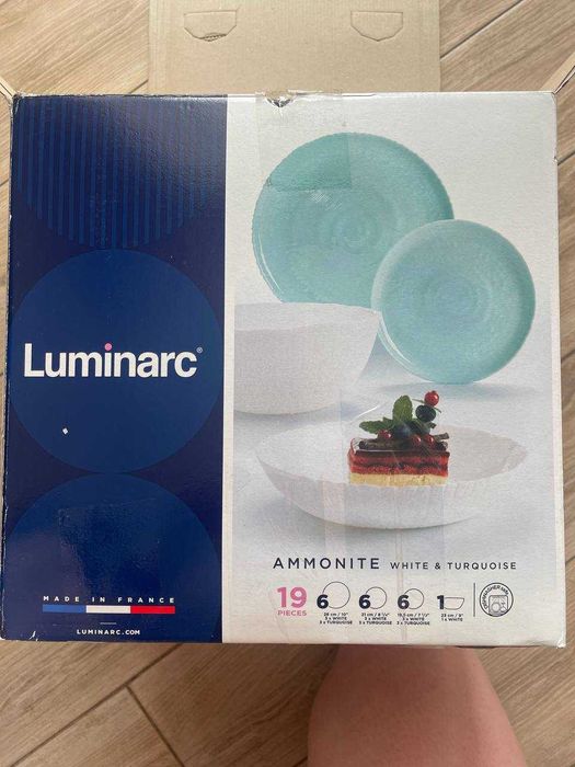 Продам набір посуду Luminarc біло-бірюзовий