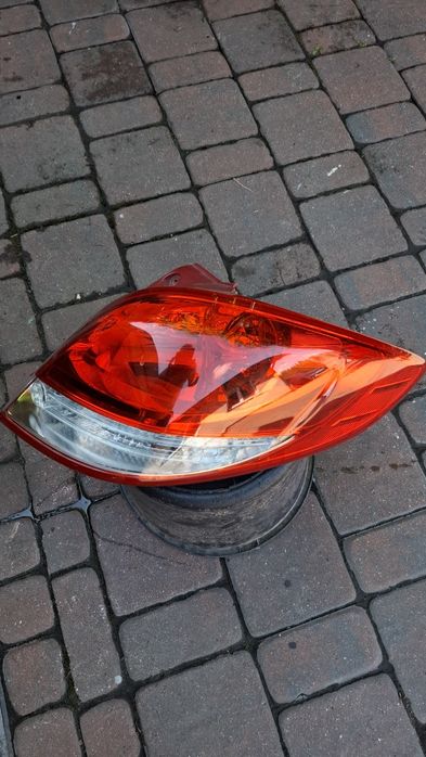 Lampa  hyndai veloster tył prawy