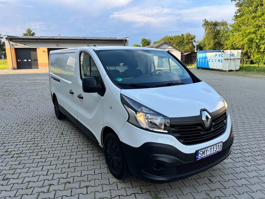 Renault Trafic  1.6 DCI 145 KM / Klimatyzacja / Hak