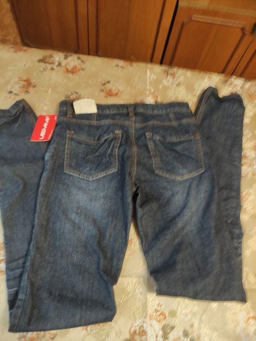 Джинсы скинни,на  девочку, новые,на рост 176