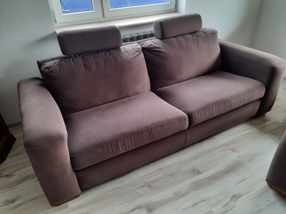 Sofa i fotel  nie  rozkładana .