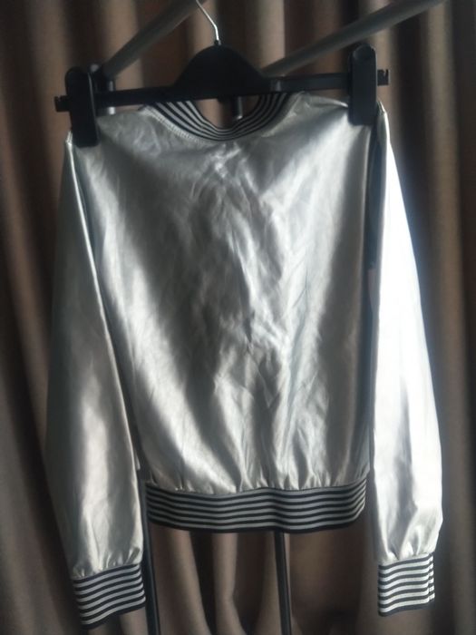 Курточка для дівчинки