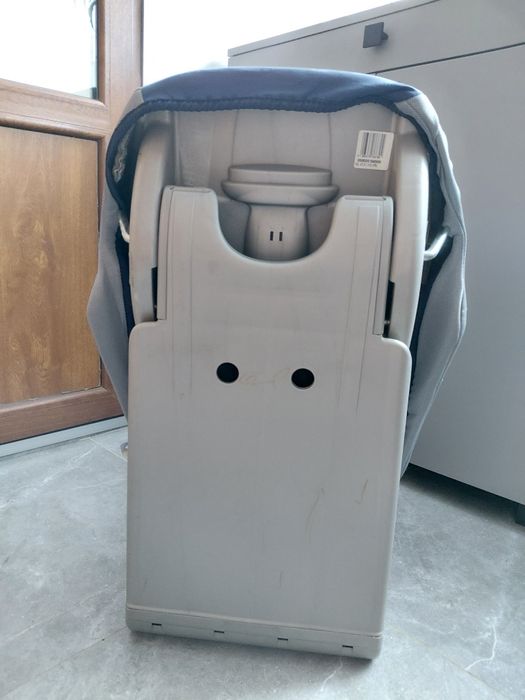 Автокрісло дитяче Chicco Artsana Universal 9-18kg