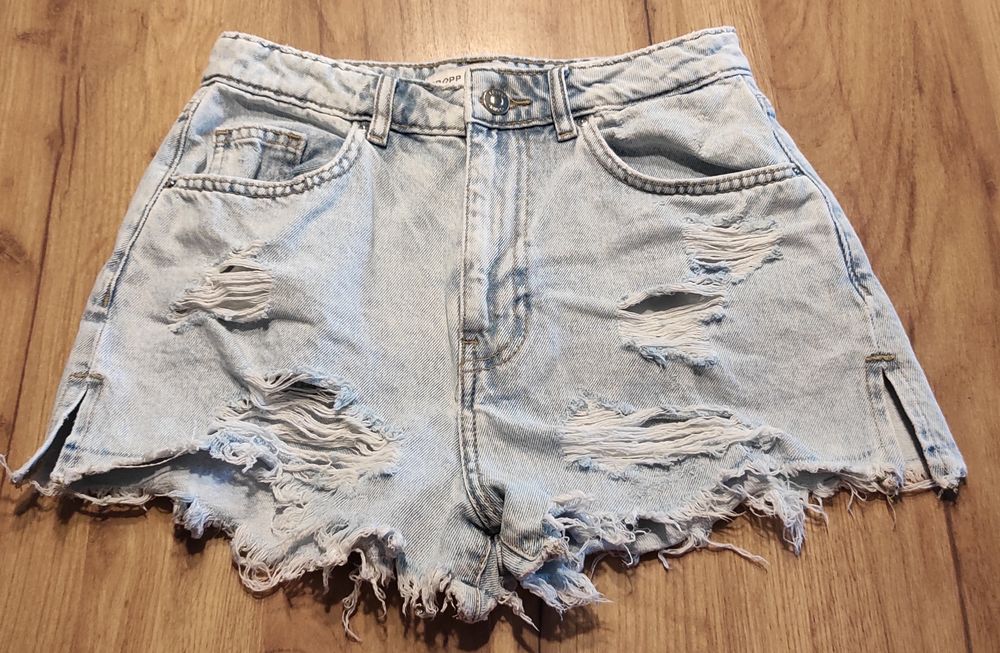 Spodenki Cropp roz 34 XS jak nowe