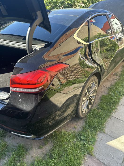 Genesis g80 2016 r cały na czesci