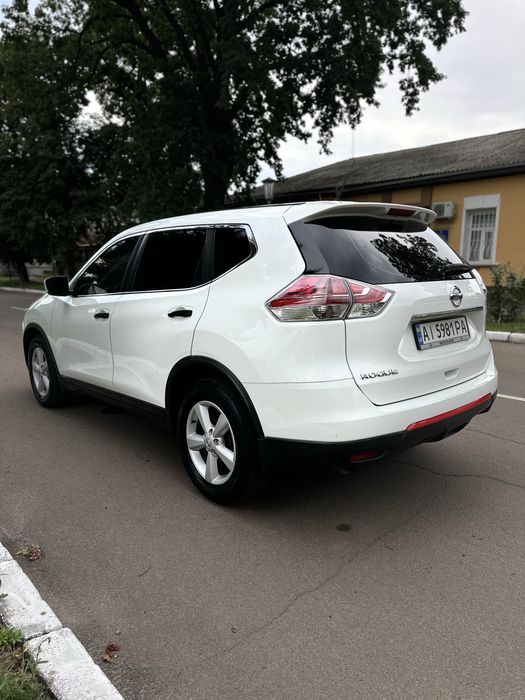 Продам Nissan Rogue S