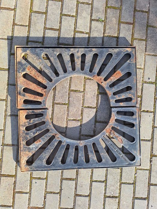 Grelha em ferro fundido para árvore