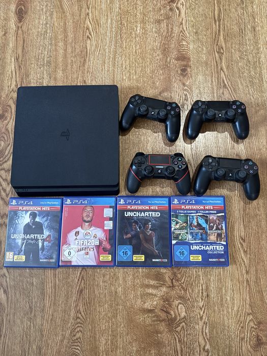 PlayStation 4 Slim