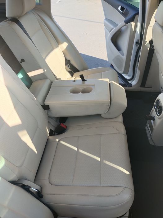Volkswagen Tiguan 2010 VIN WVGBV7AX3AW532836 фото оголошення 17 з 17